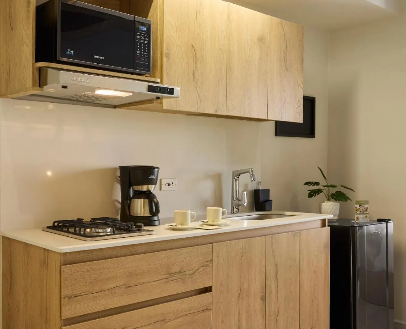30 Living Suites Medellin Hotel