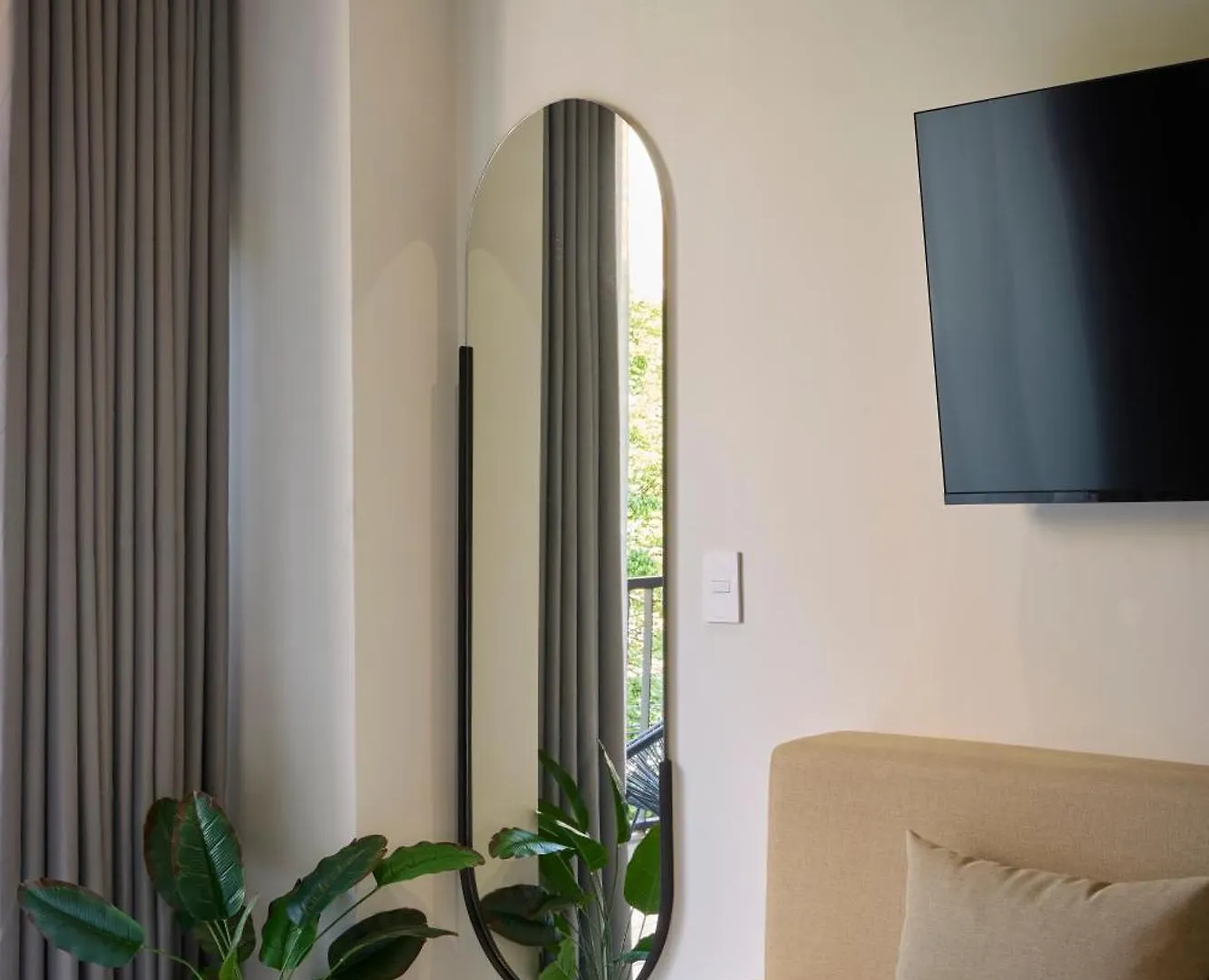 30 Living Suites Medellin
