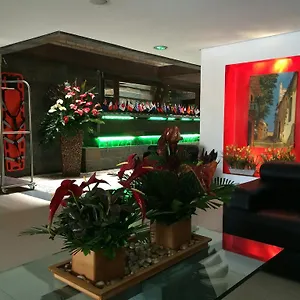 Alameda De La 10 Medellín
